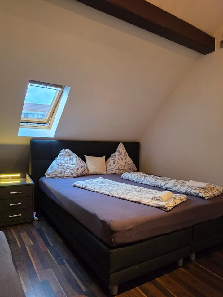 3 Zimmer Dachgeschoss Wohnung In Sasbach A.k - Sélestat