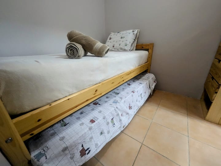 საძინებელი 4