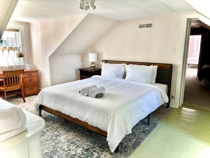 غرفة النوم 2