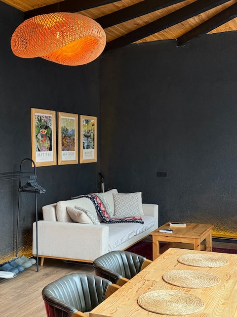 Top performing Airbnb: Peak Bungalov suit ev in Ardeşen