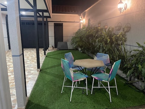 Modern and Comfortable House: Guaviare