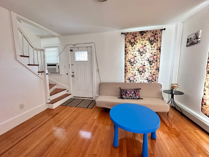 2br Loftunit With Separateentry - Quincy