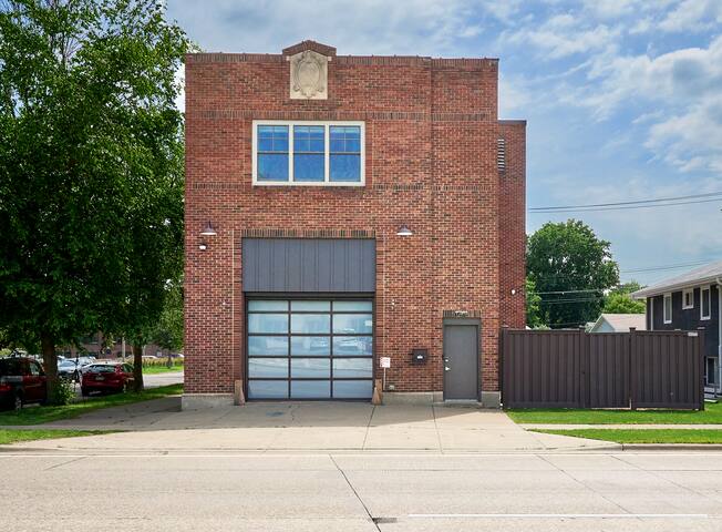 Station 22 – Historic Firehouse Stay + Shoot Space gallery image 5