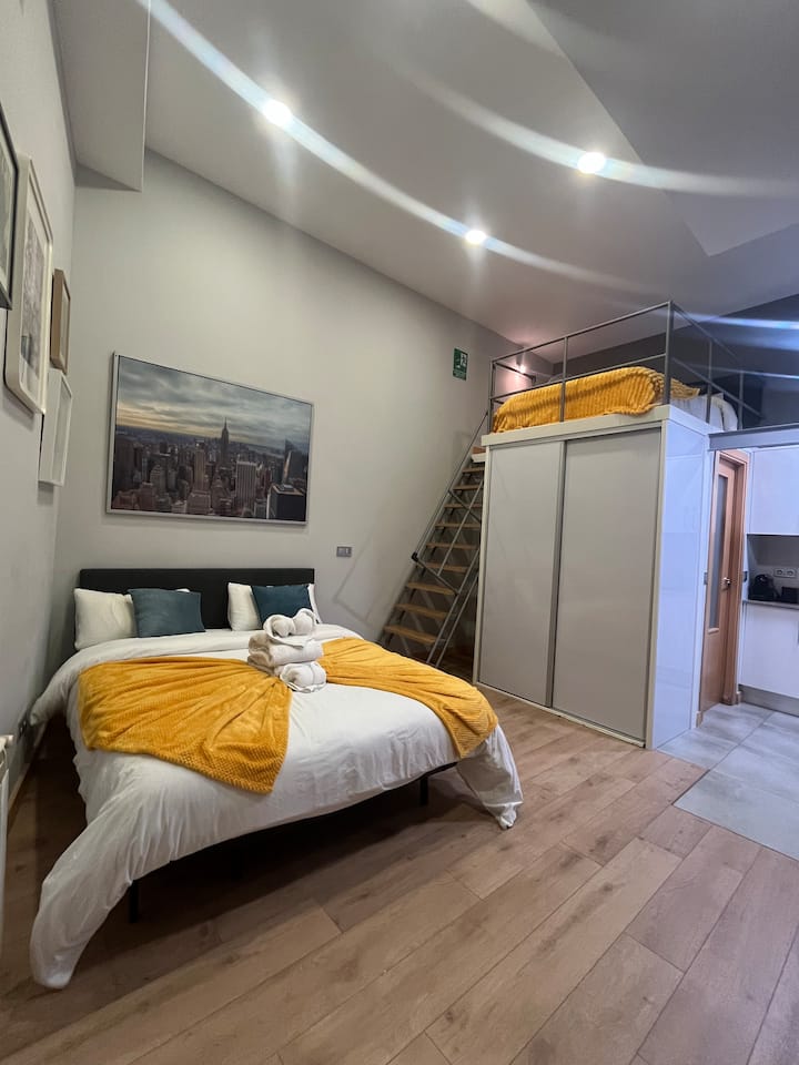 Loft Bohemio En El Corazón De Malasaña - Madrid
