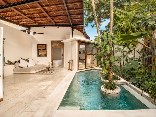Beach Alcove Resort managed Airbnb listing 2