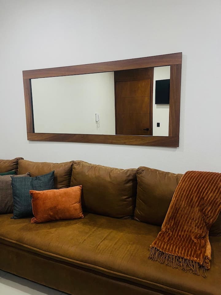 მისაღები ოთახი 1