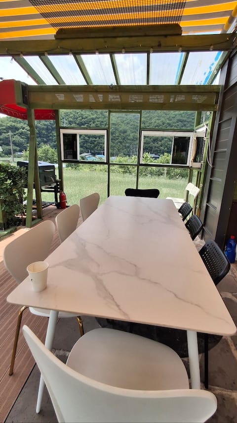 [Spring] Firewood restaurant. Private house. Private lawn yard.Barbecue. Coffee Bean Hangang Ramen F