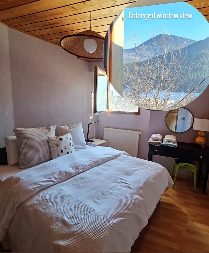 เตียงนอนสบายขนาด 160x200 ซม. ผ้าปูที่นอนผ้าปูที่นอนผ้าปูที่นอนผ้าปูที่นอนผ้าขนหนู (ไม่ได้แสดงผ้าปูที่นอนสวย ๆ ที่แท้จริงเพื่อเซอร์ไพรส์:) อบอุ่นในฤดูหนาวและไม่ชื้น เย็นสบายในช่วงฤดูร้อนที่ไม่เคยได้รับผลกระทบจากคลื่นความร้อน  จองตอนนี้สำหรับทุกฤดูกาล 