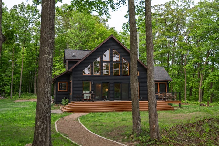 Nick Lake Lodge
