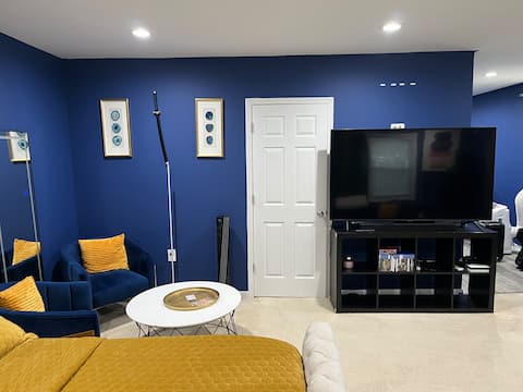 Stylish and Modern Large Bedroom