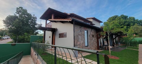 Casa Sol – Charming Retreat in Chapada • Comfort
