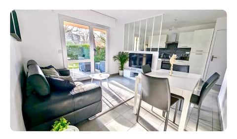 Apt with garden in Ferney/Ornex: Ideal UN-CERN