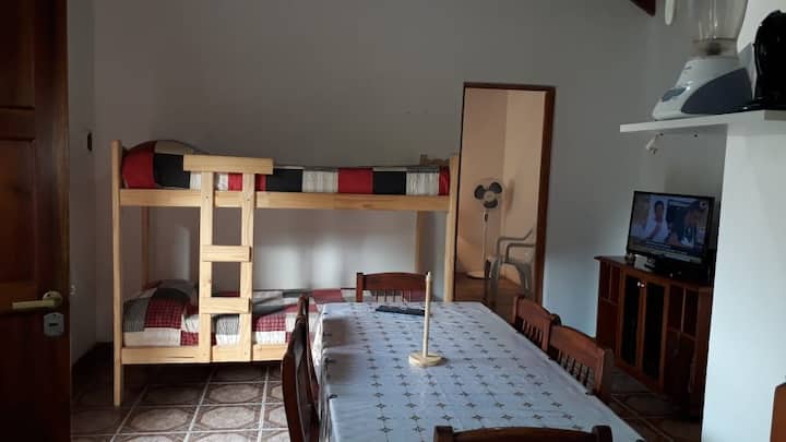 Casa Cómoda Y Luminoso Descanso Playa A 400 M - Pinamar