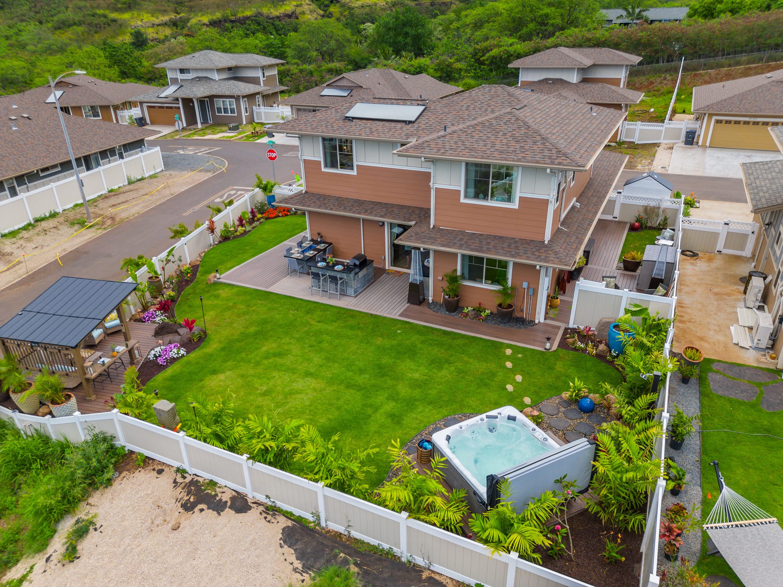 Home in Waianae · ★5.0 · 7 bedrooms · 9 beds · 6 baths - Image 365