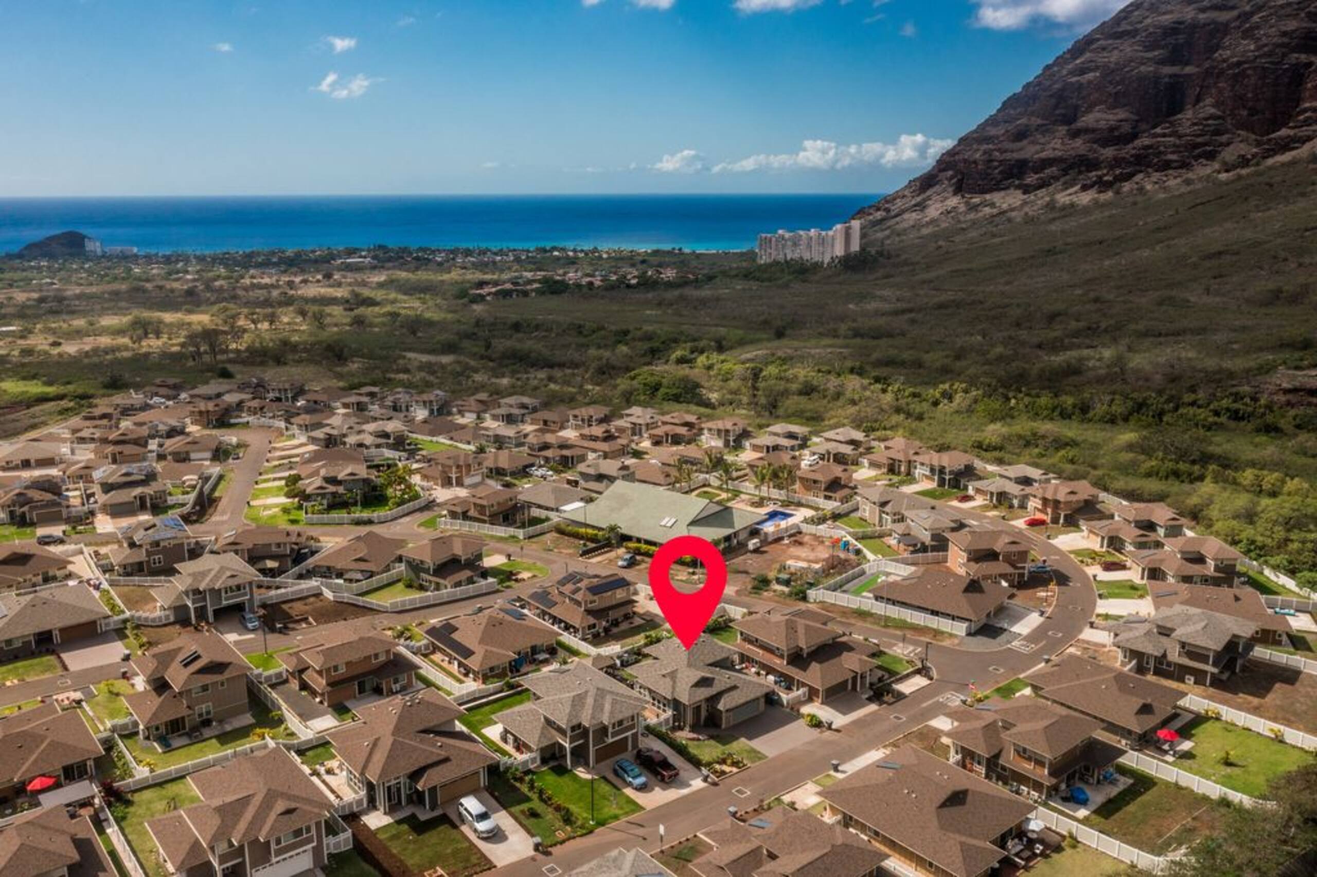 Home in Waianae · ★5.0 · 7 bedrooms · 9 beds · 6 baths - Image 506