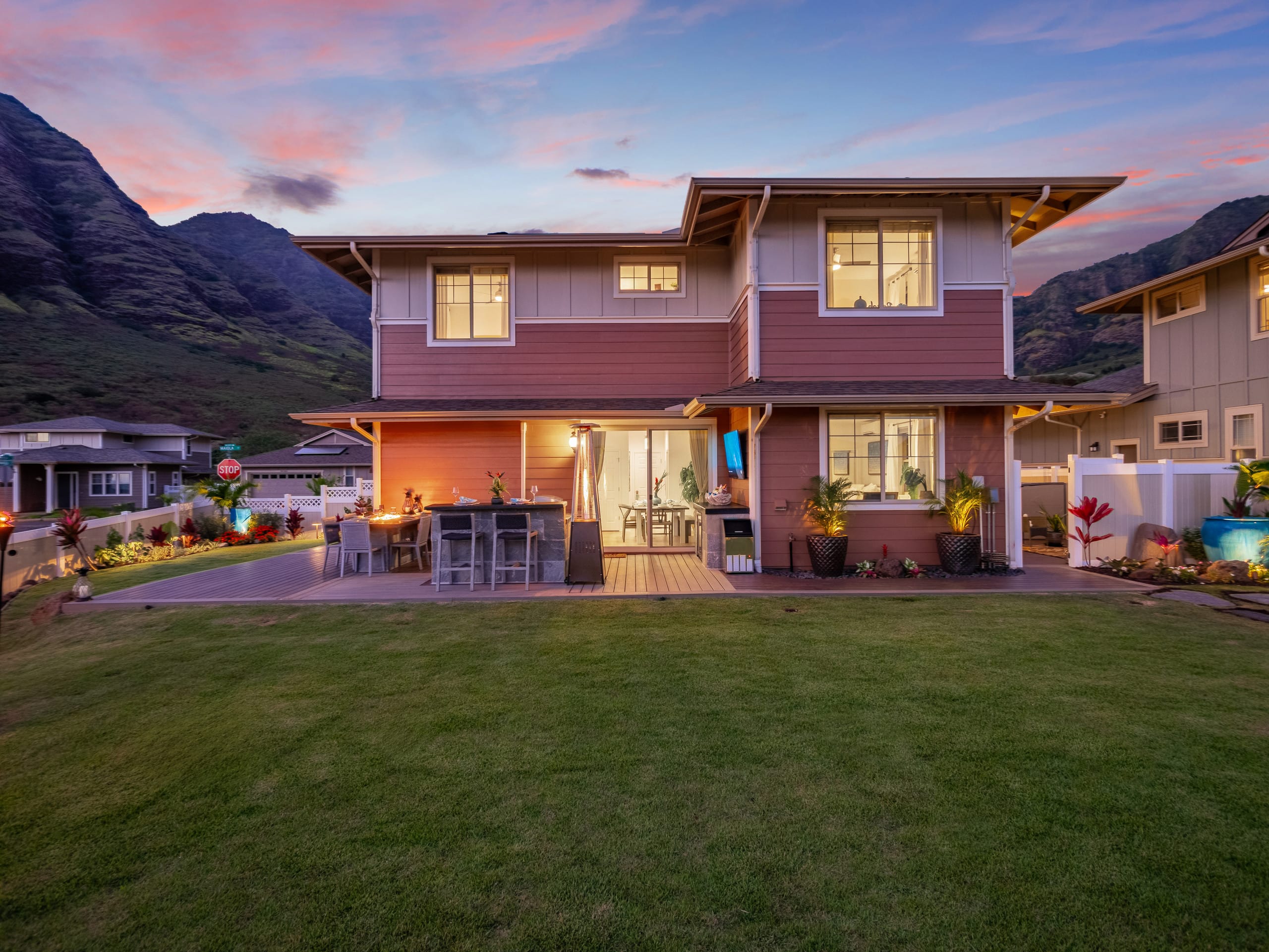 Home in Waianae · ★5.0 · 7 bedrooms · 9 beds · 6 baths - Image 313