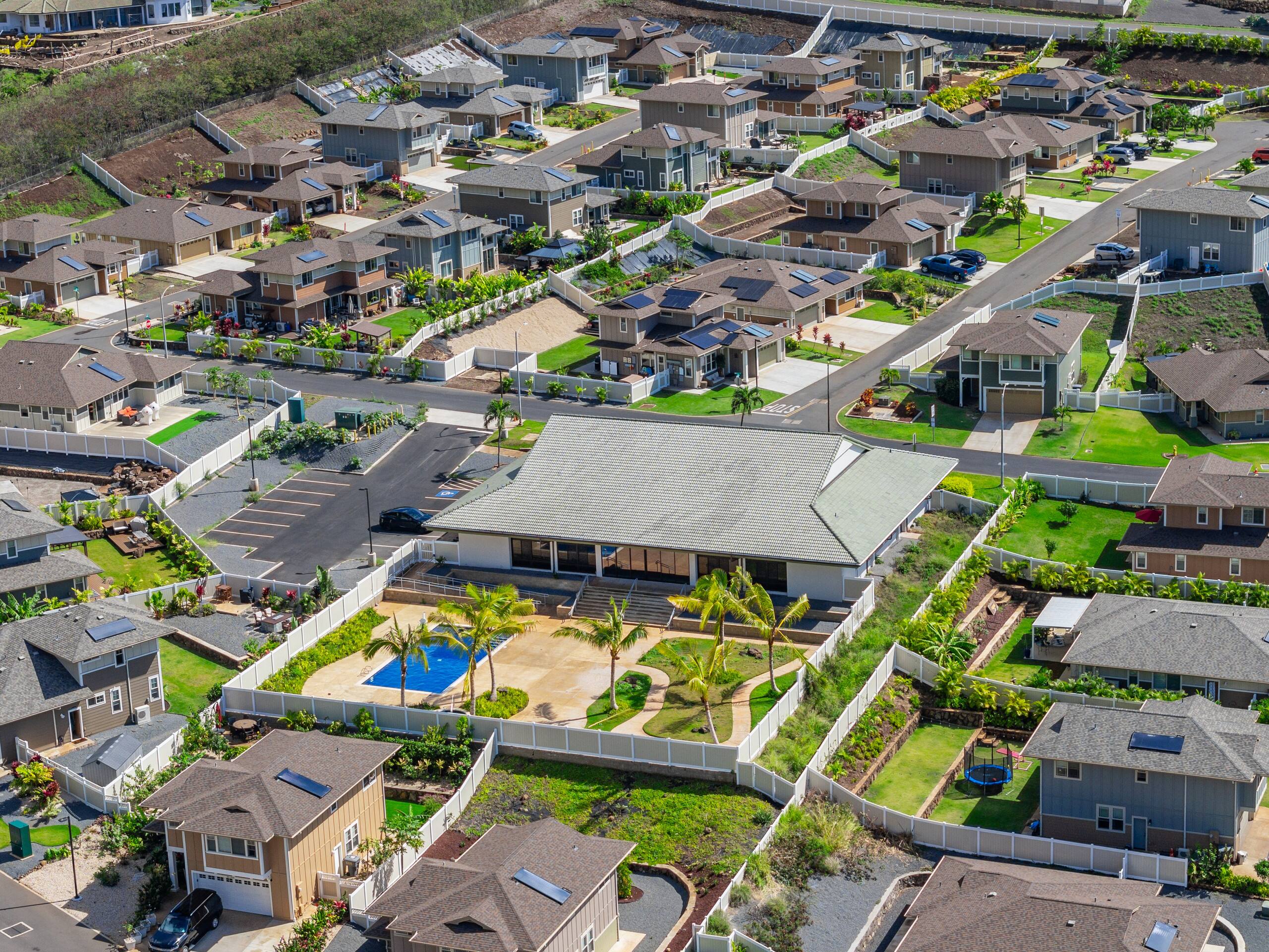 Home in Waianae · ★5.0 · 7 bedrooms · 9 beds · 6 baths - Image 519