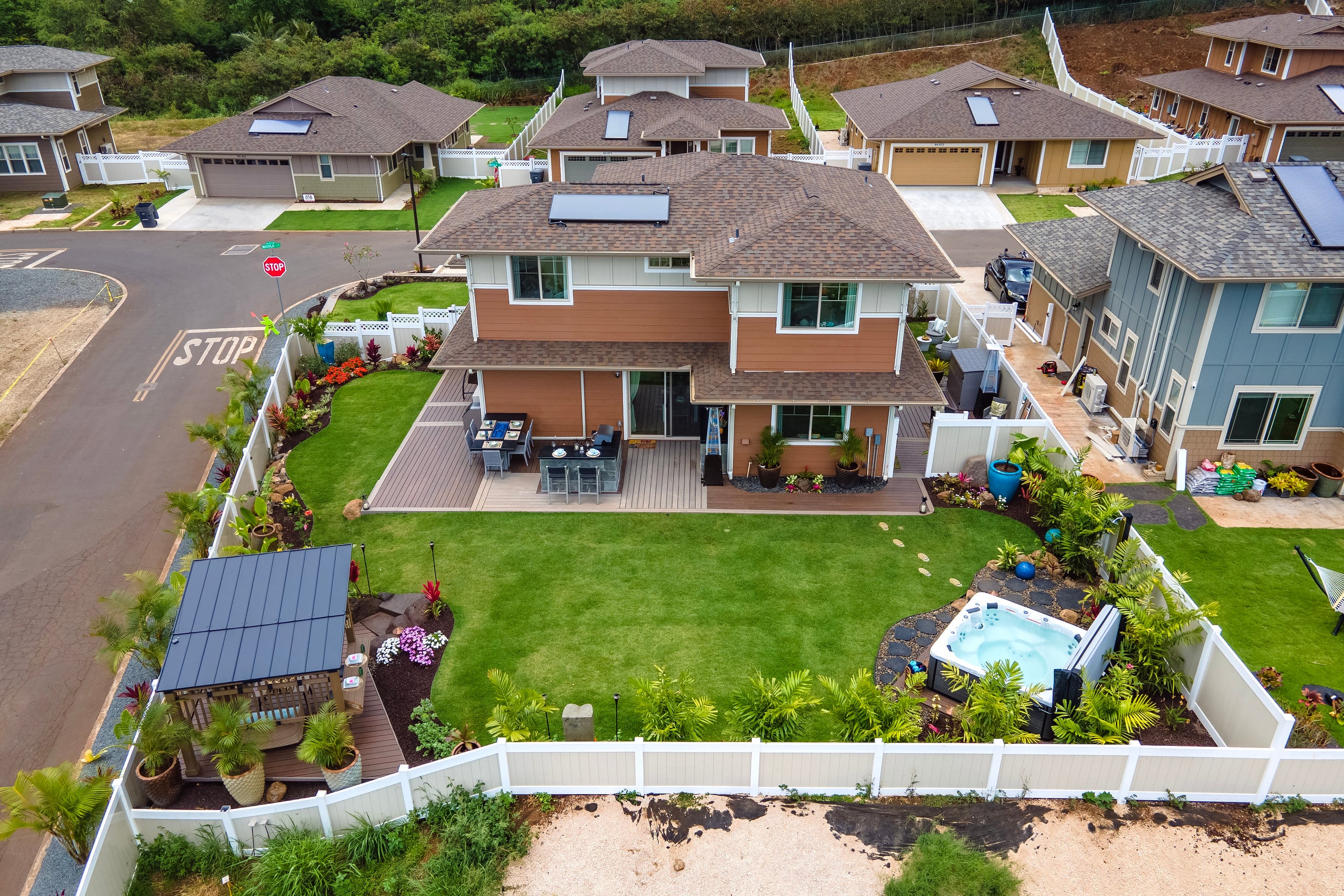 Home in Waianae · ★5.0 · 7 bedrooms · 9 beds · 6 baths - Image 452
