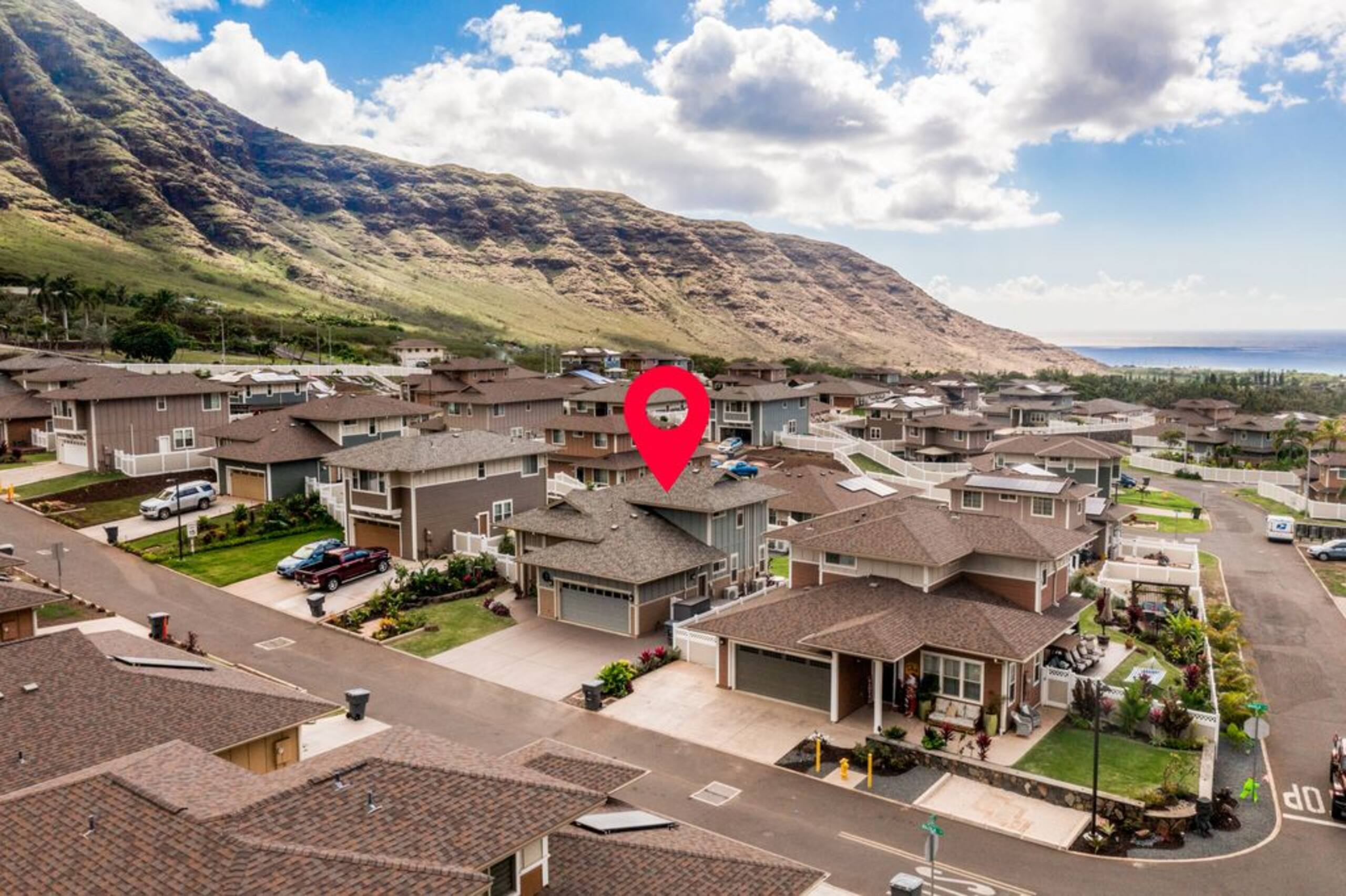 Home in Waianae · ★5.0 · 7 bedrooms · 9 beds · 6 baths - Image 497