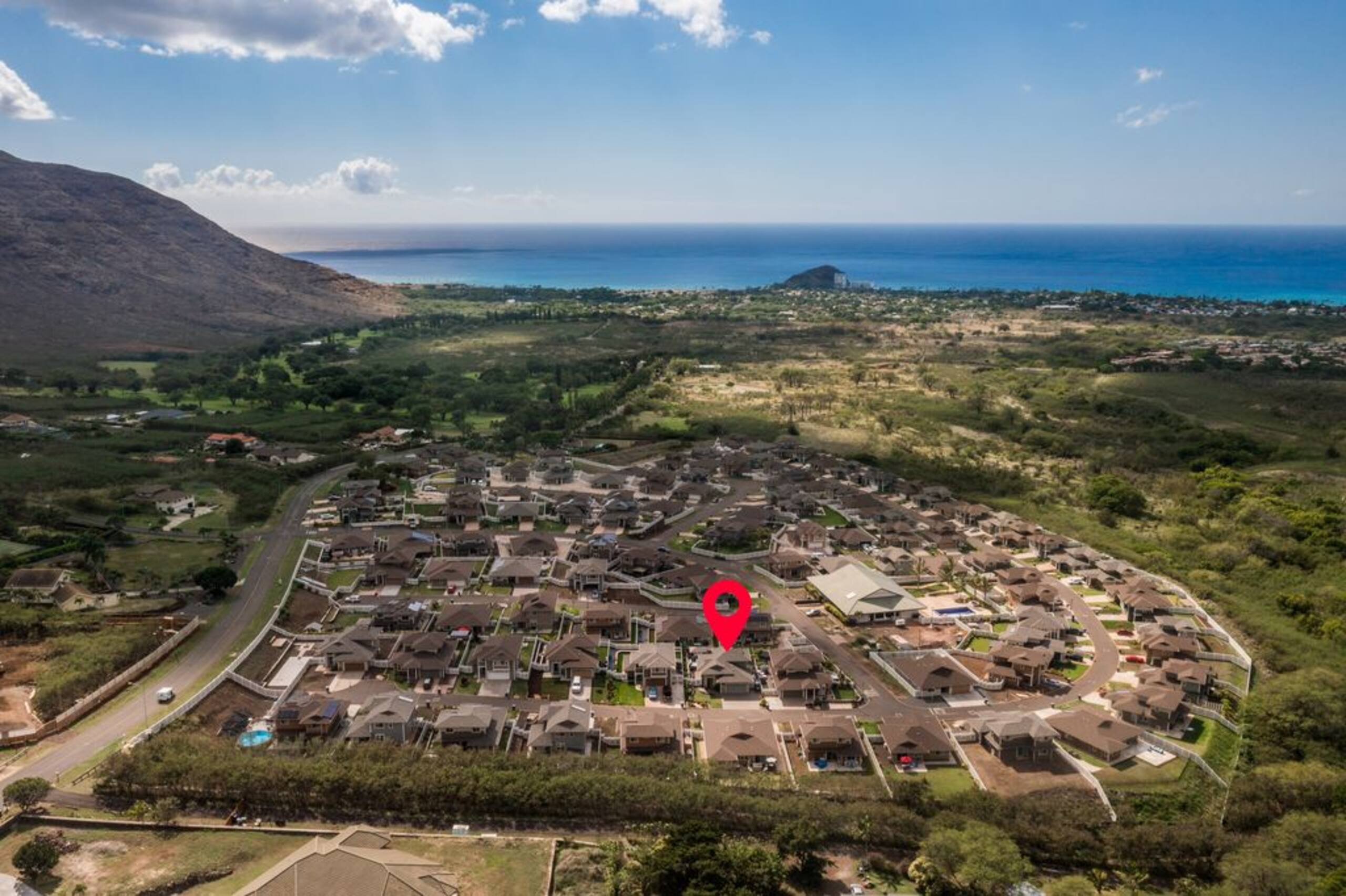Home in Waianae · ★5.0 · 7 bedrooms · 9 beds · 6 baths - Image 503