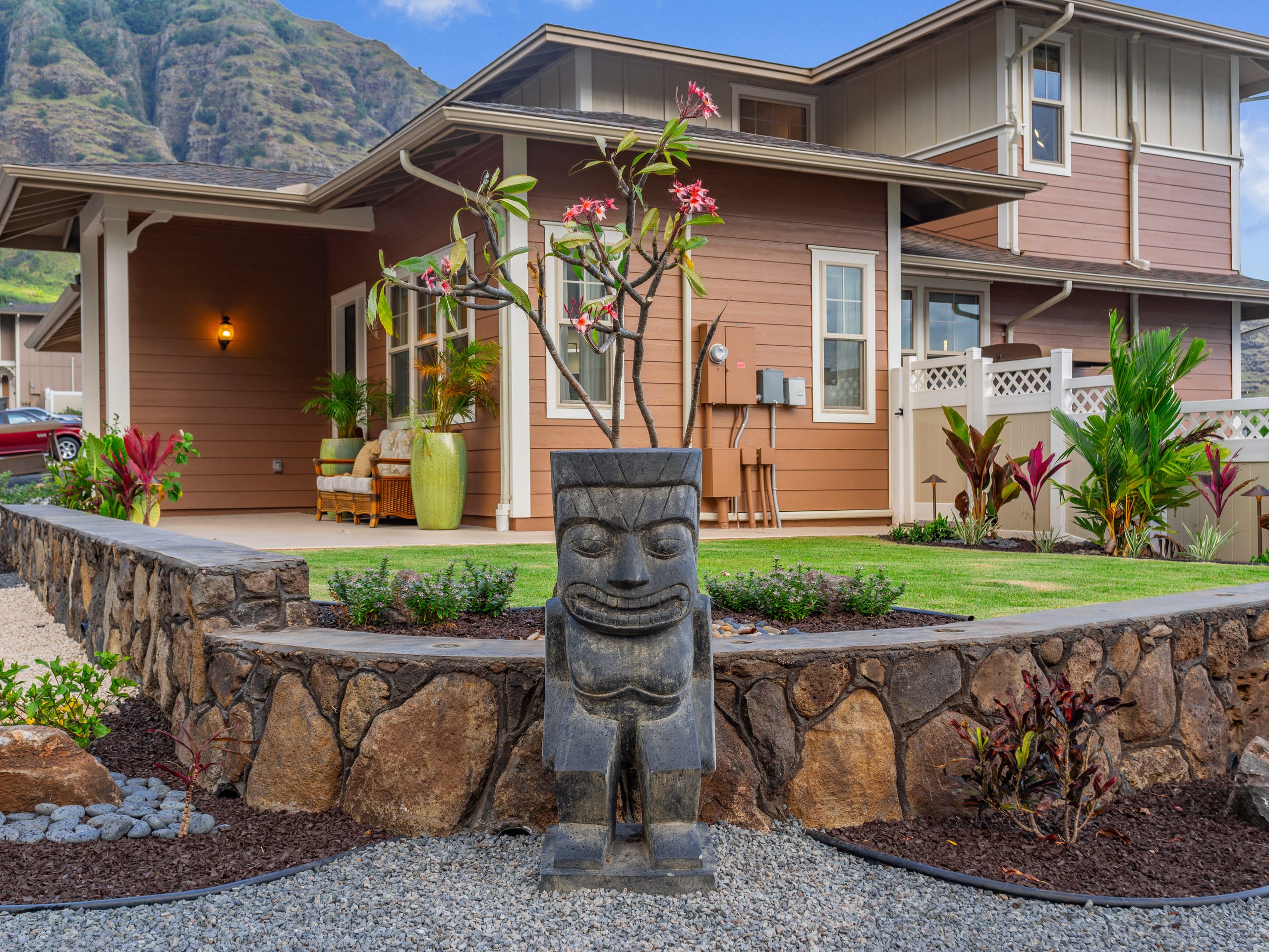 Home in Waianae · ★5.0 · 7 bedrooms · 9 beds · 6 baths - Image 423