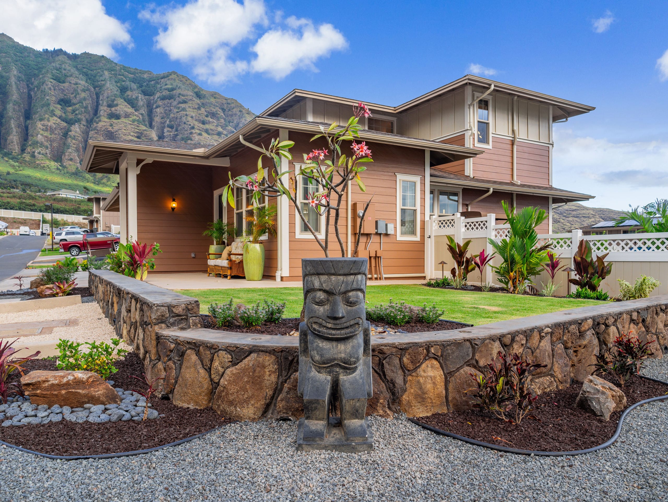 Home in Waianae · ★5.0 · 7 bedrooms · 9 beds · 6 baths - Image 440