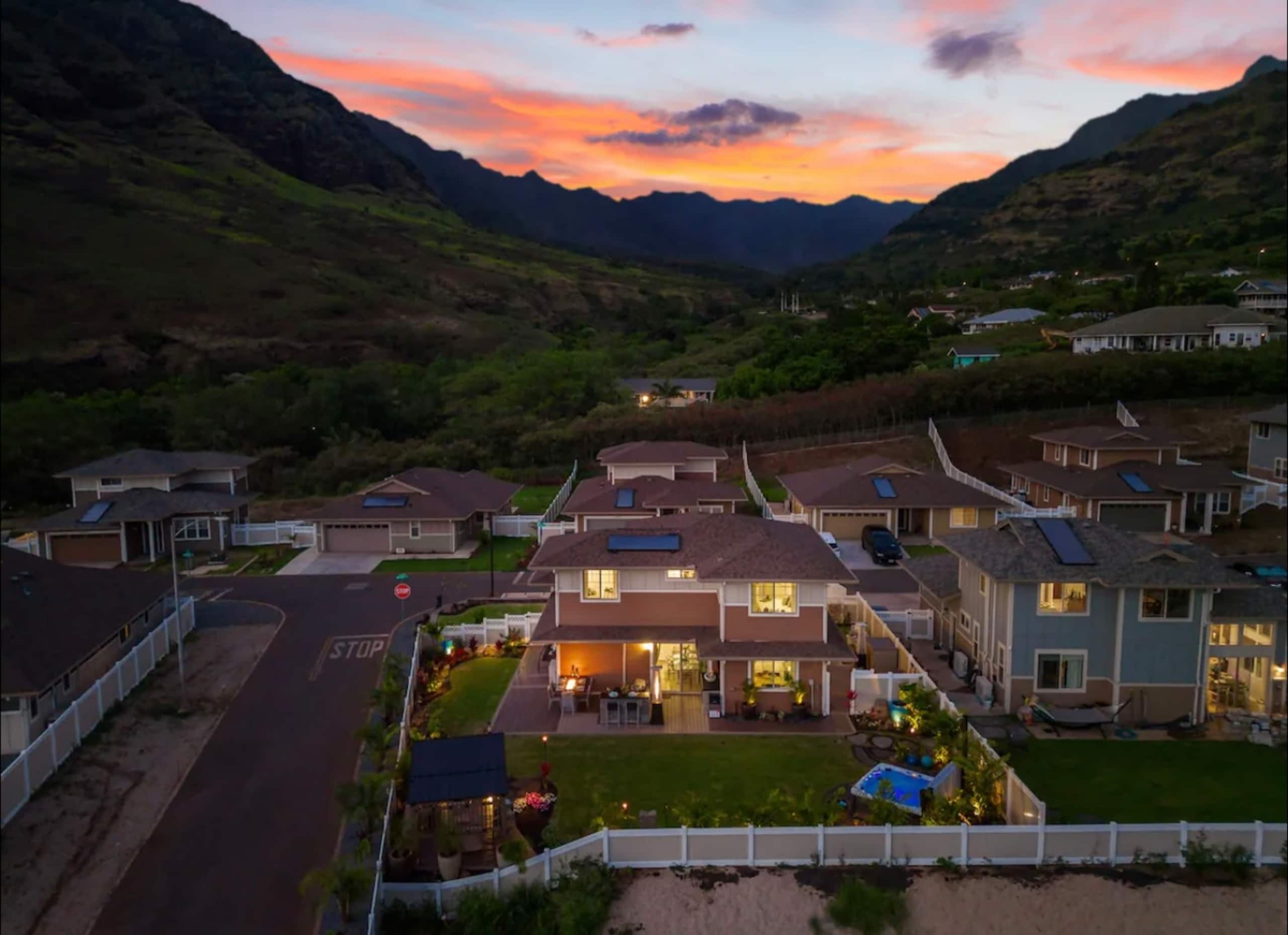 Home in Waianae · ★5.0 · 7 bedrooms · 9 beds · 6 baths - Image 315