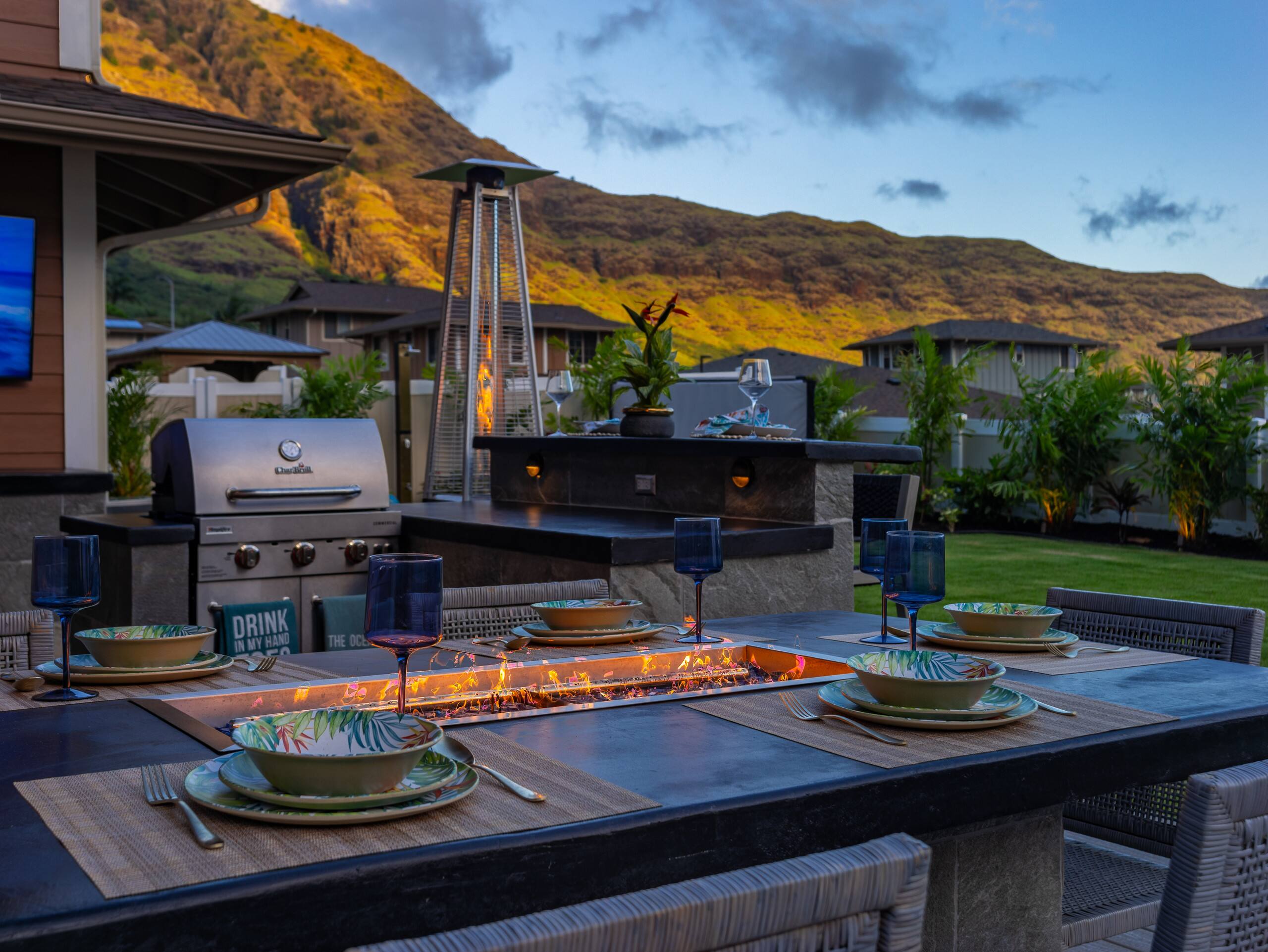 Home in Waianae · ★5.0 · 7 bedrooms · 9 beds · 6 baths - Image 331