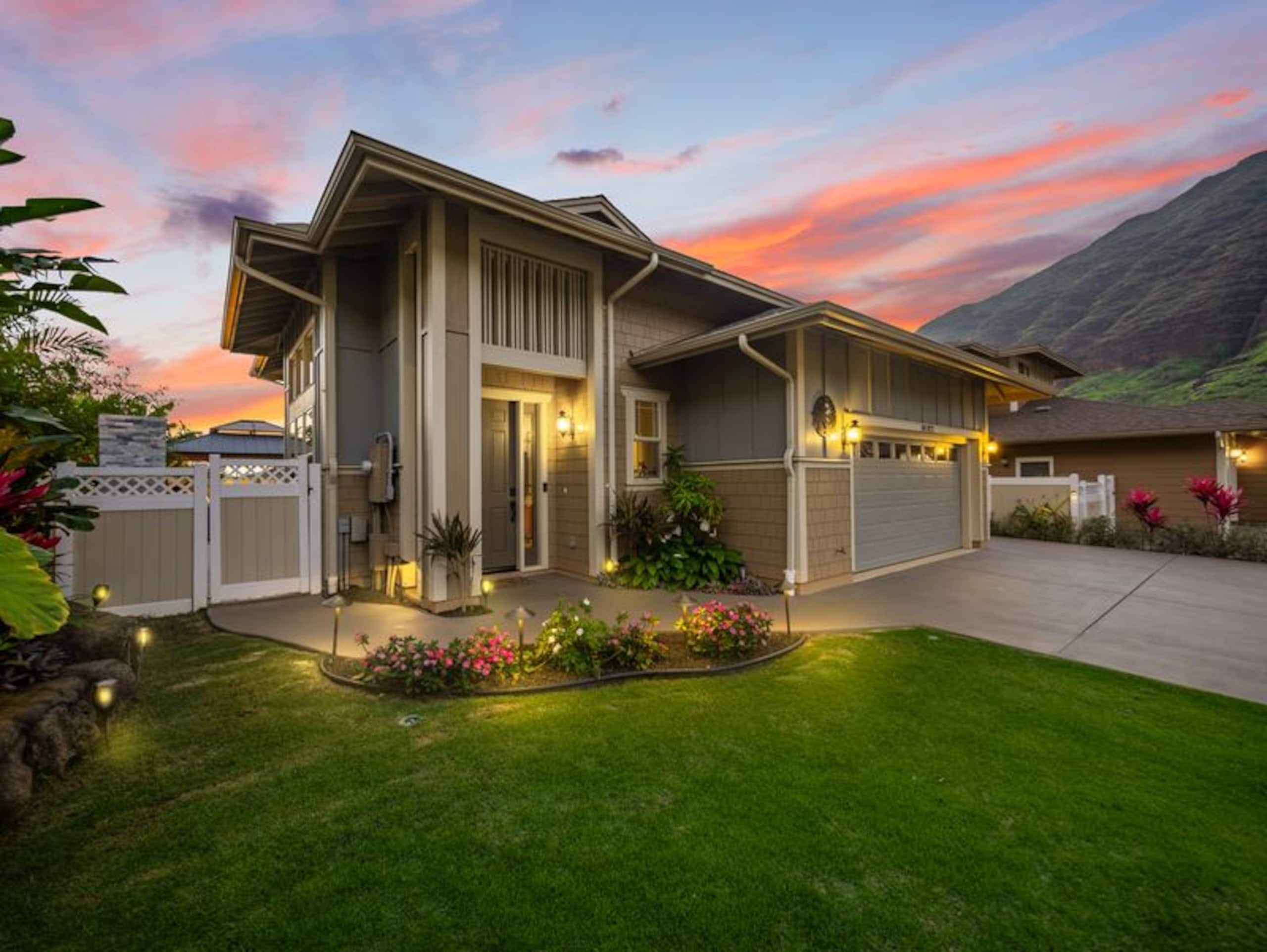 Home in Waianae · ★5.0 · 7 bedrooms · 9 beds · 6 baths - Image 425