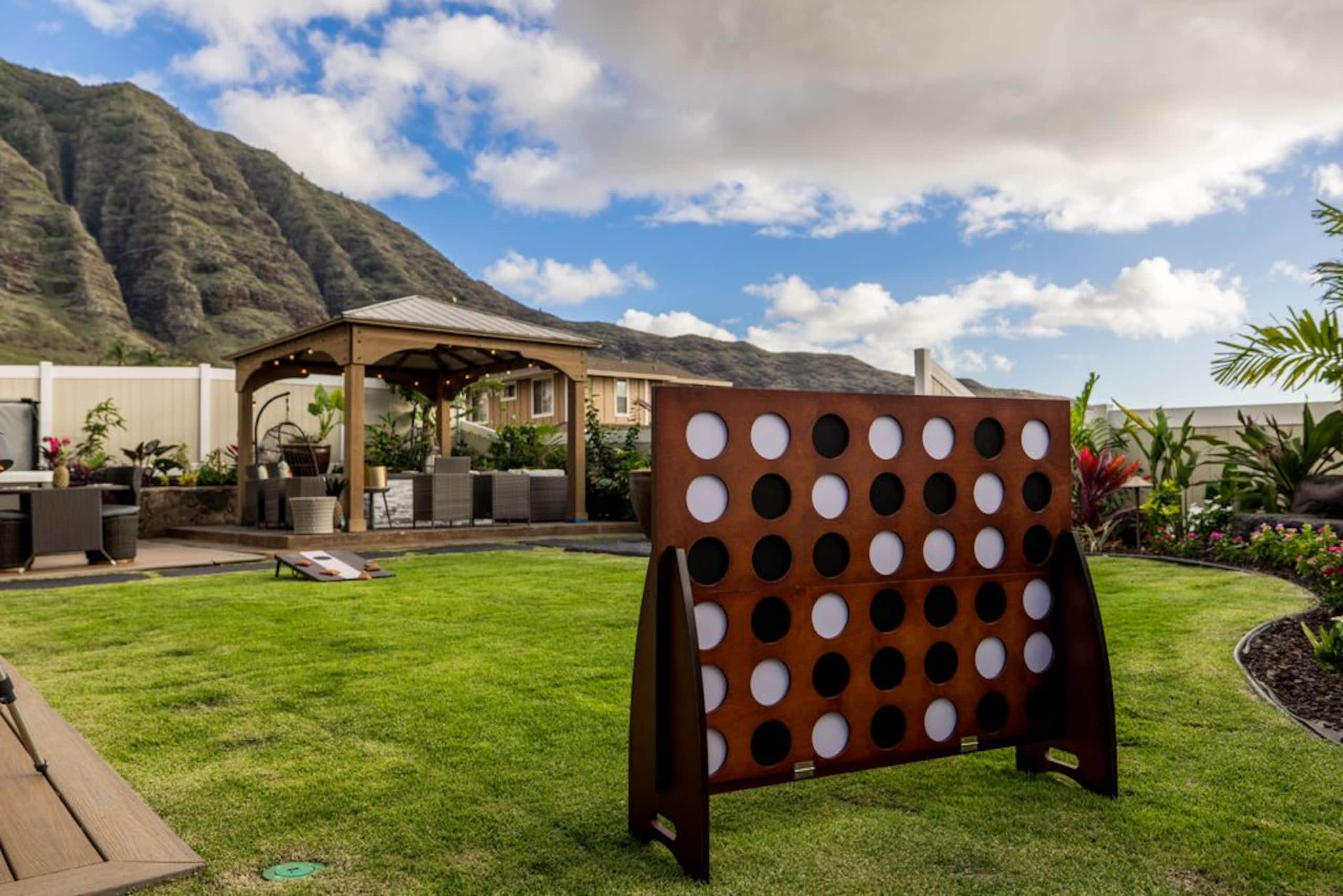 Home in Waianae · ★5.0 · 7 bedrooms · 9 beds · 6 baths - Image 379