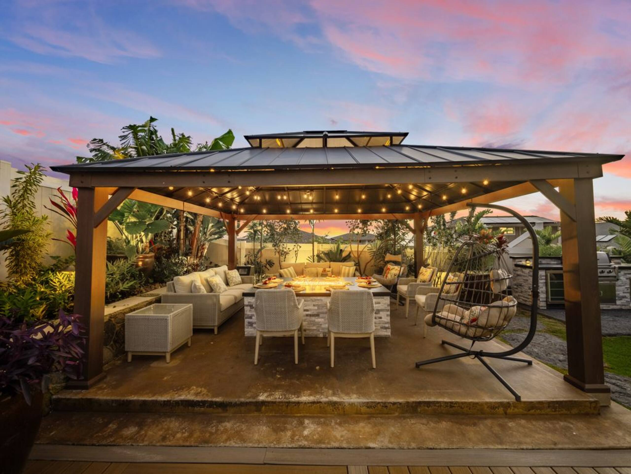 Home in Waianae · ★5.0 · 7 bedrooms · 9 beds · 6 baths - Image 490