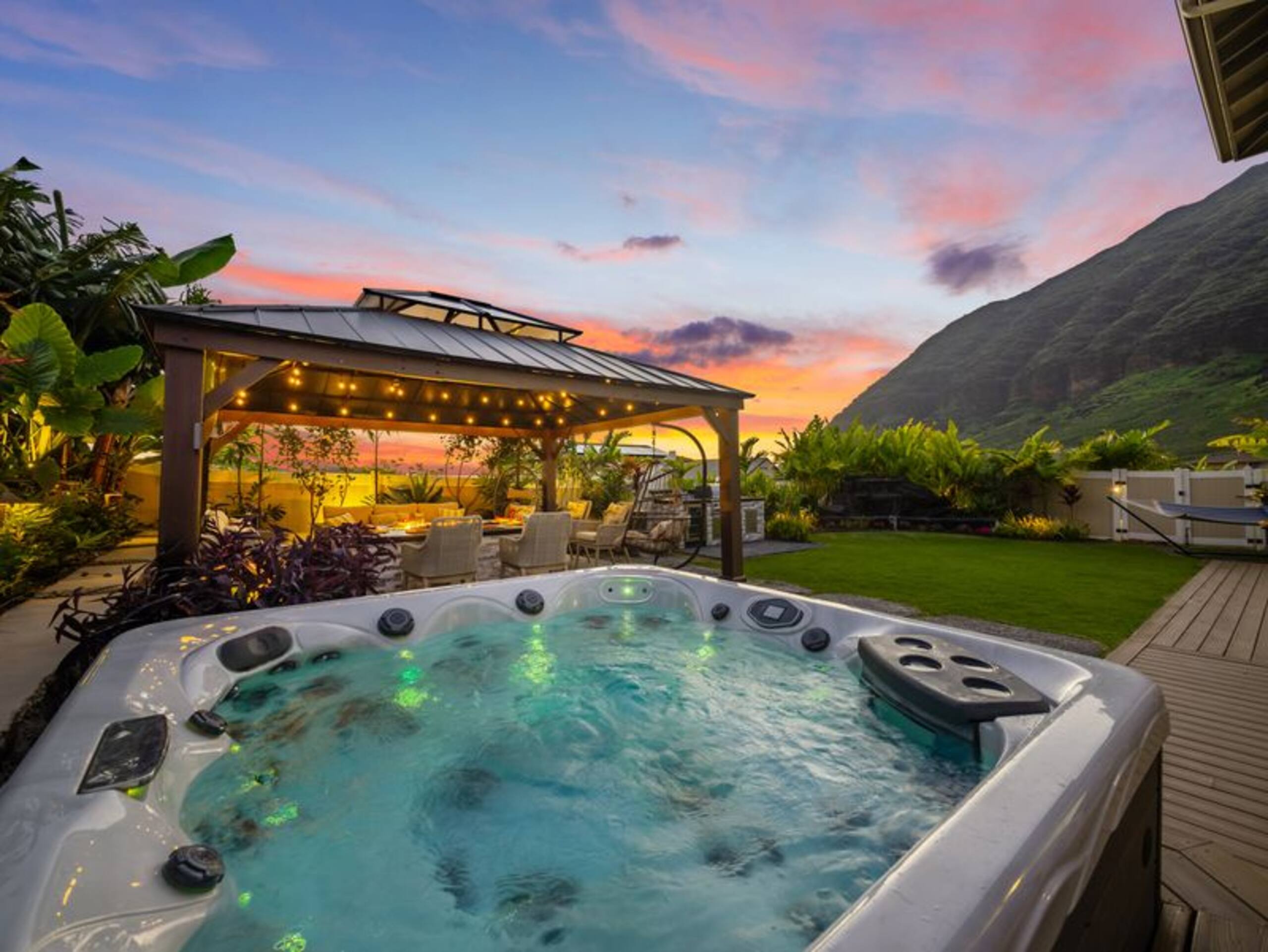 Home in Waianae · ★5.0 · 7 bedrooms · 9 beds · 6 baths - Image 537