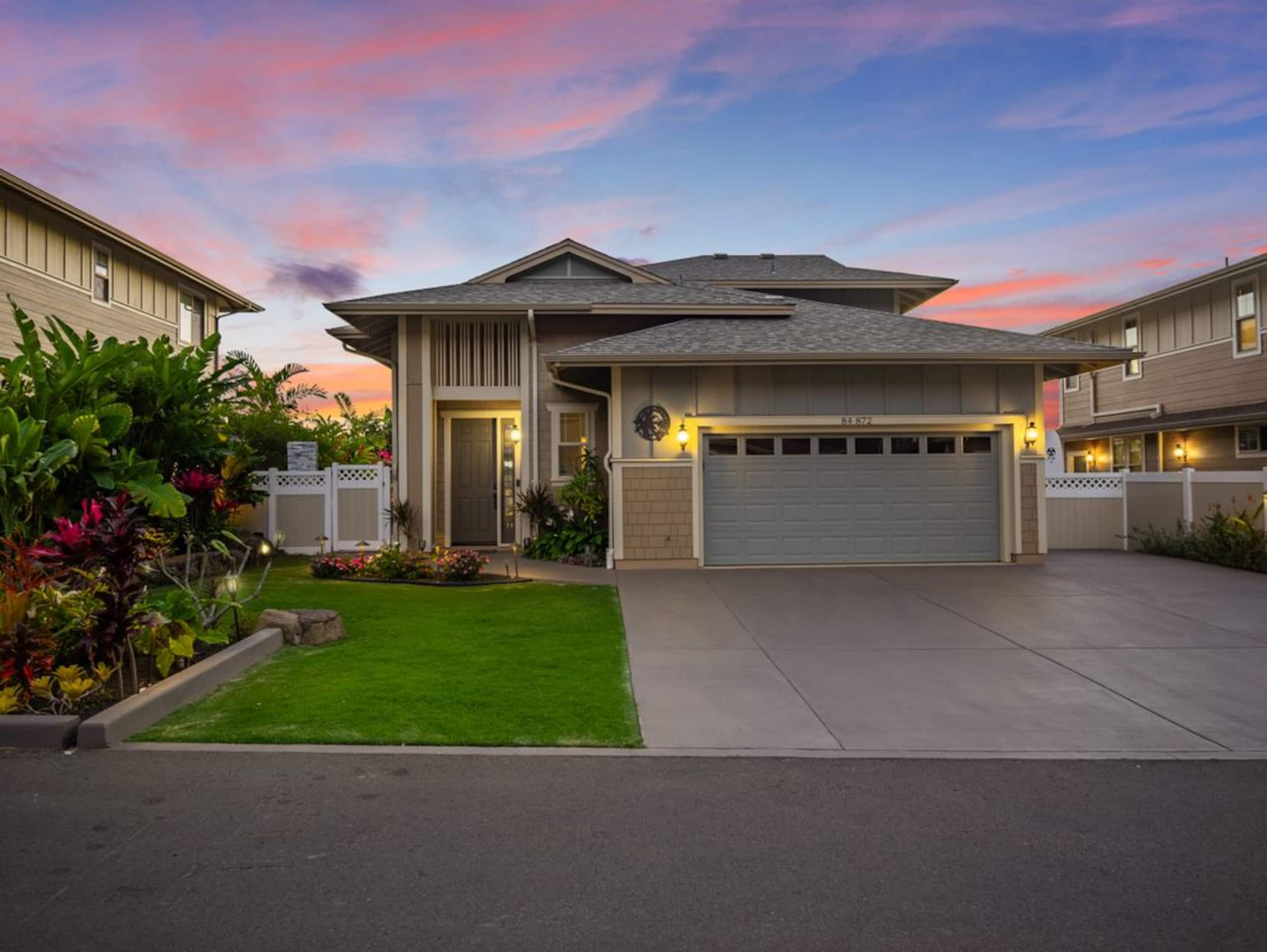 Home in Waianae · ★5.0 · 7 bedrooms · 9 beds · 6 baths - Image 428