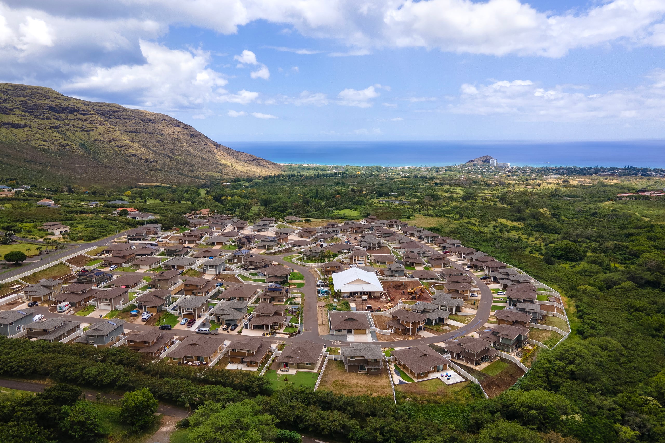 Home in Waianae · ★5.0 · 7 bedrooms · 9 beds · 6 baths - Image 471