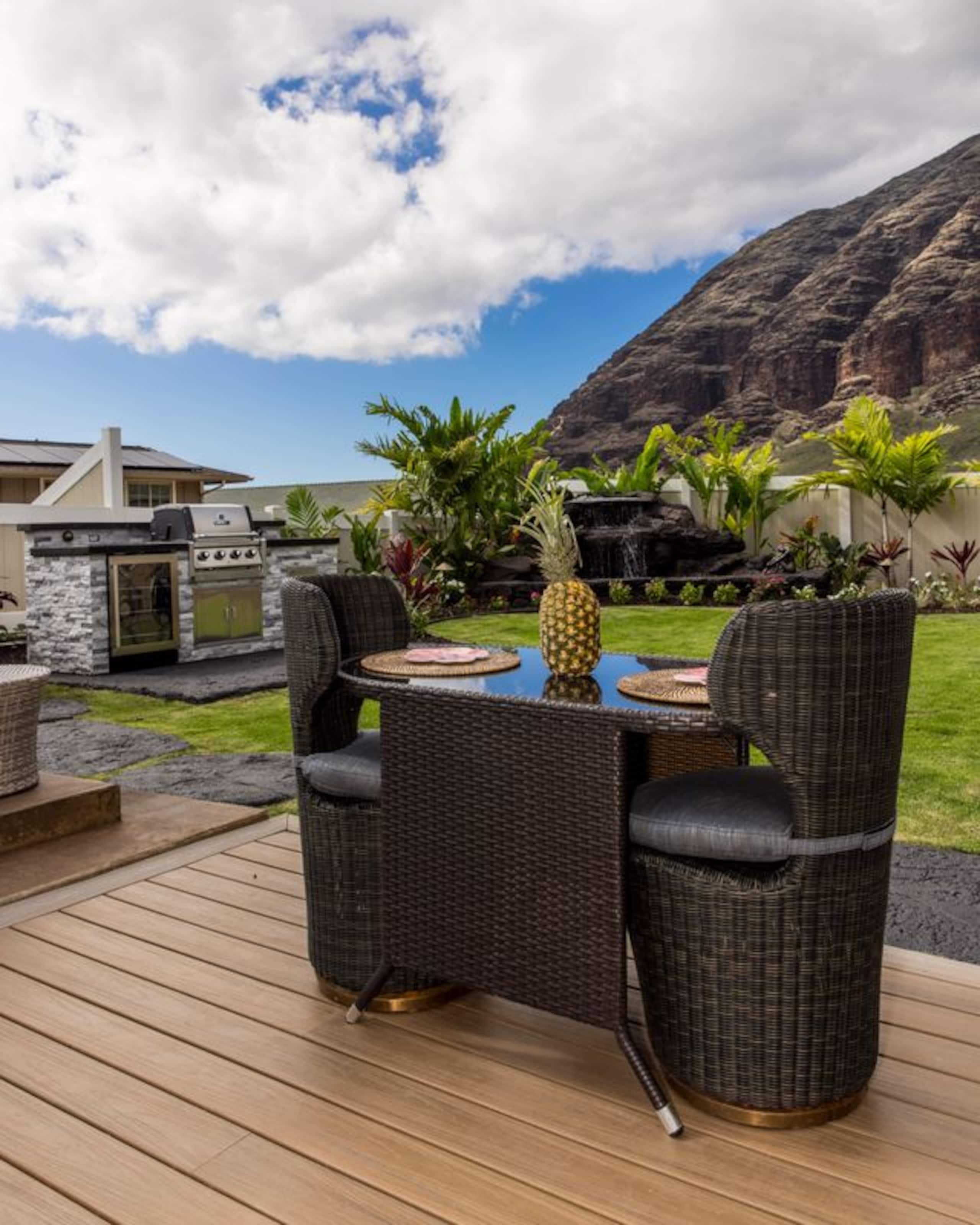 Home in Waianae · ★5.0 · 7 bedrooms · 9 beds · 6 baths - Image 384