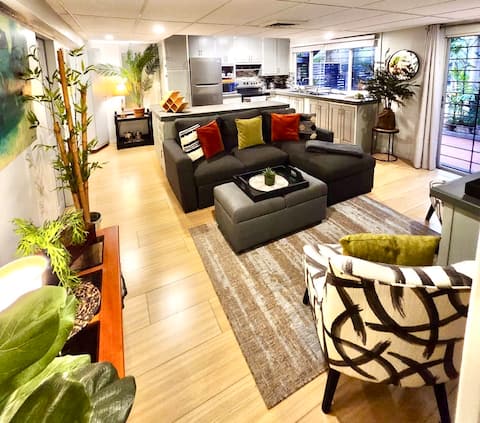 Artistic Patio Apartment