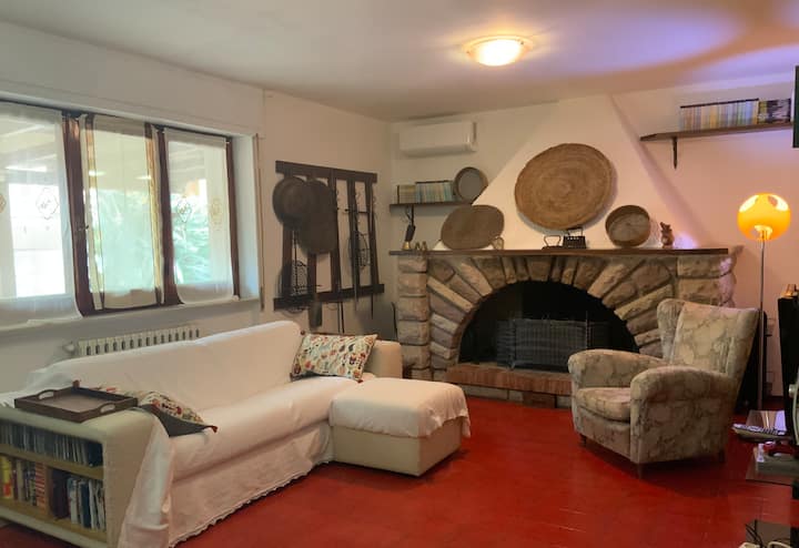 Abbratzu Guest House - Stile Sardo Con Giardino - Bosa