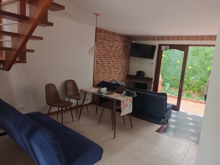 Casa En Unidad Abierta Sitioseguro, Amable, Cómodo - La Ceja