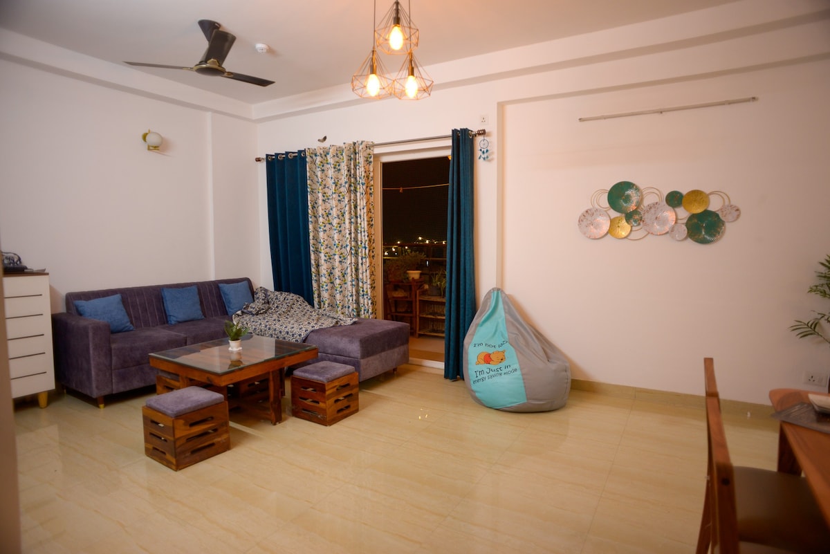 მისაღები ოთახი