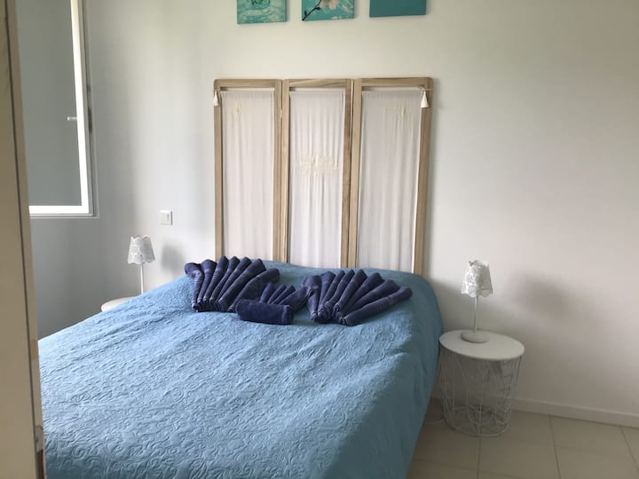 საძინებელი 1