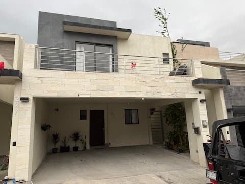 Modern home with pool, garden & 24/7 security