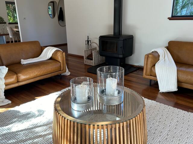 White Pebble – stylishly curated 4 bedroom home