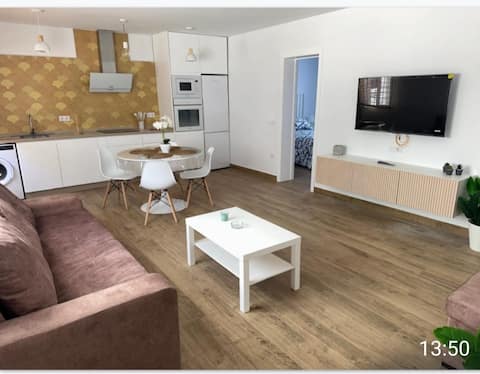 Airbnb con mejor rendimiento: Centrally located apartment in Barbate, ground floor en Barbate