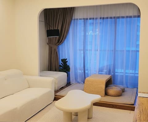 Luna Homestay 3B2B (Sea/Sunset View) @ City Centre