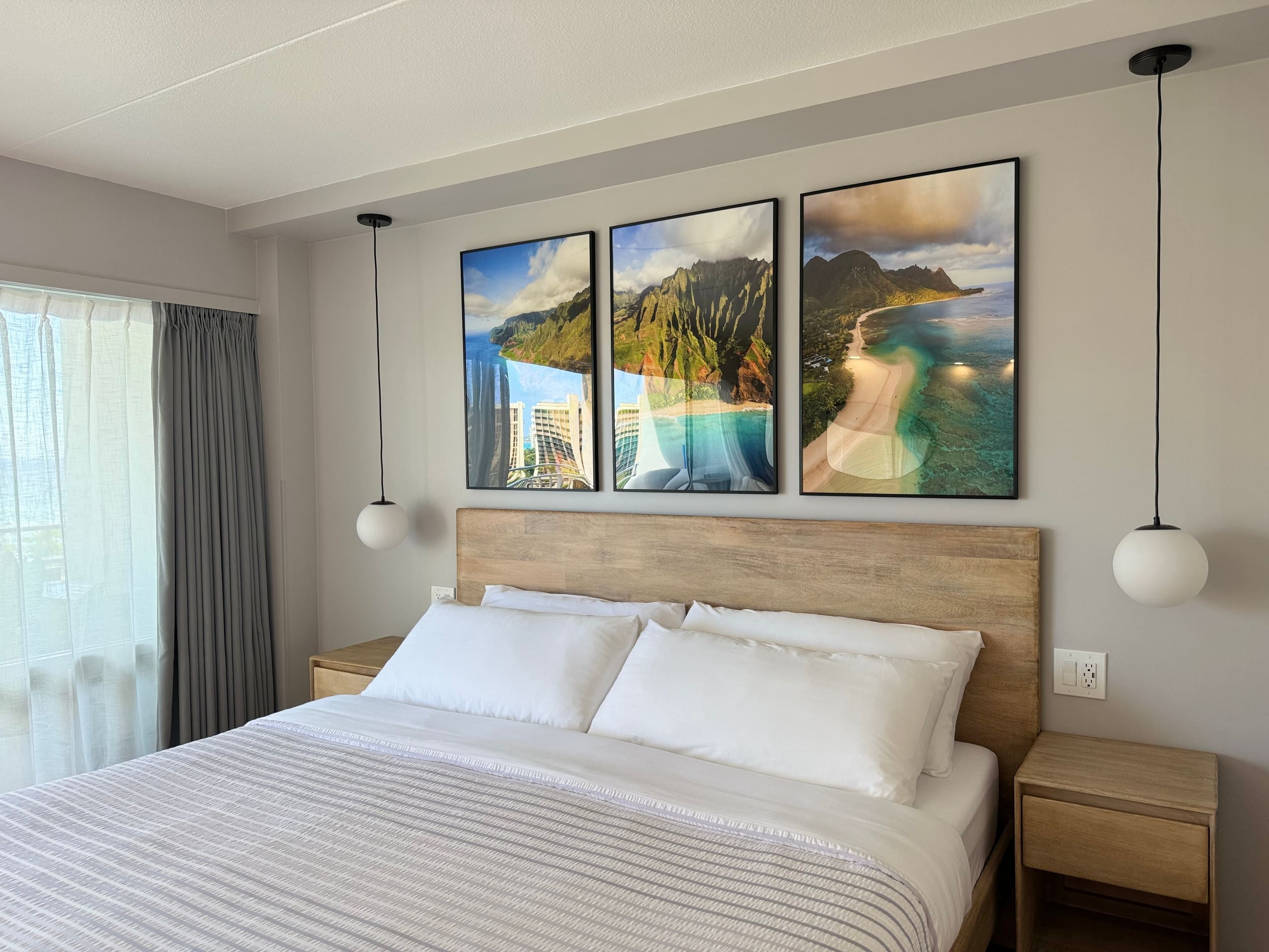 Condo in Honolulu · ★4.97 · 1 bedroom · 2 beds · 1 private bath - Image 16