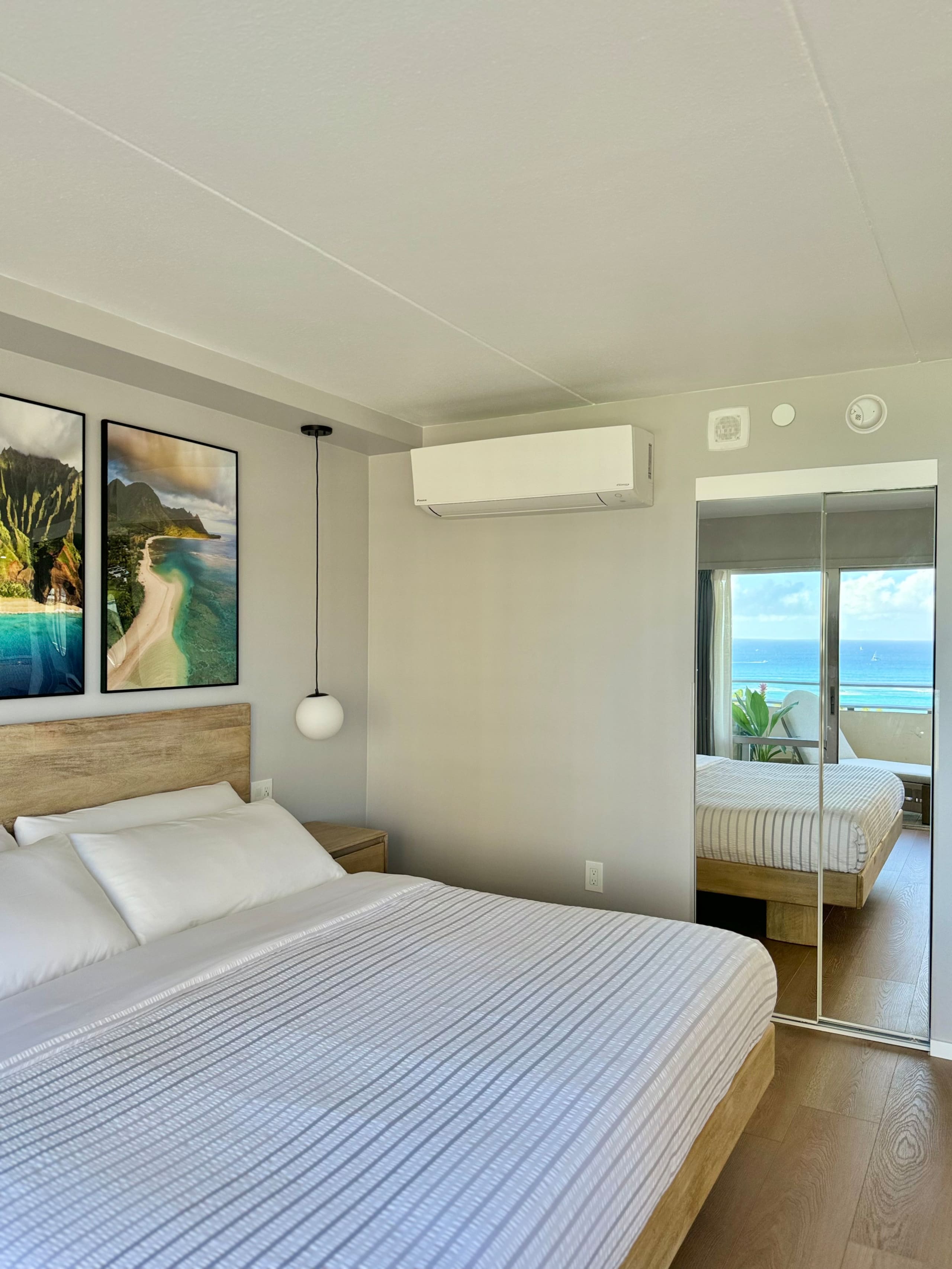 Condo in Honolulu · ★4.97 · 1 bedroom · 2 beds · 1 private bath - Image 17