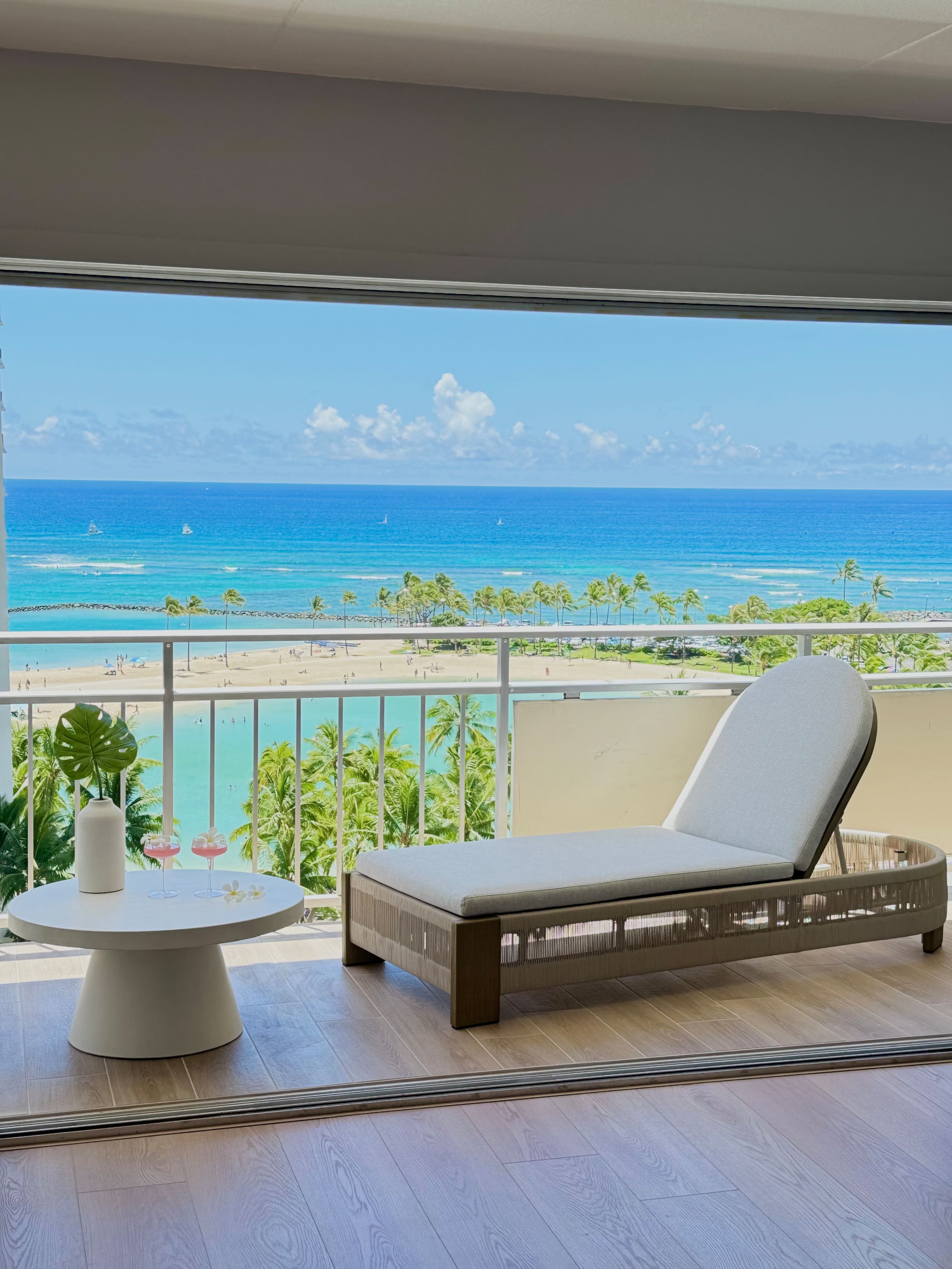 Condo in Honolulu · ★4.97 · 1 bedroom · 2 beds · 1 private bath - Image 4