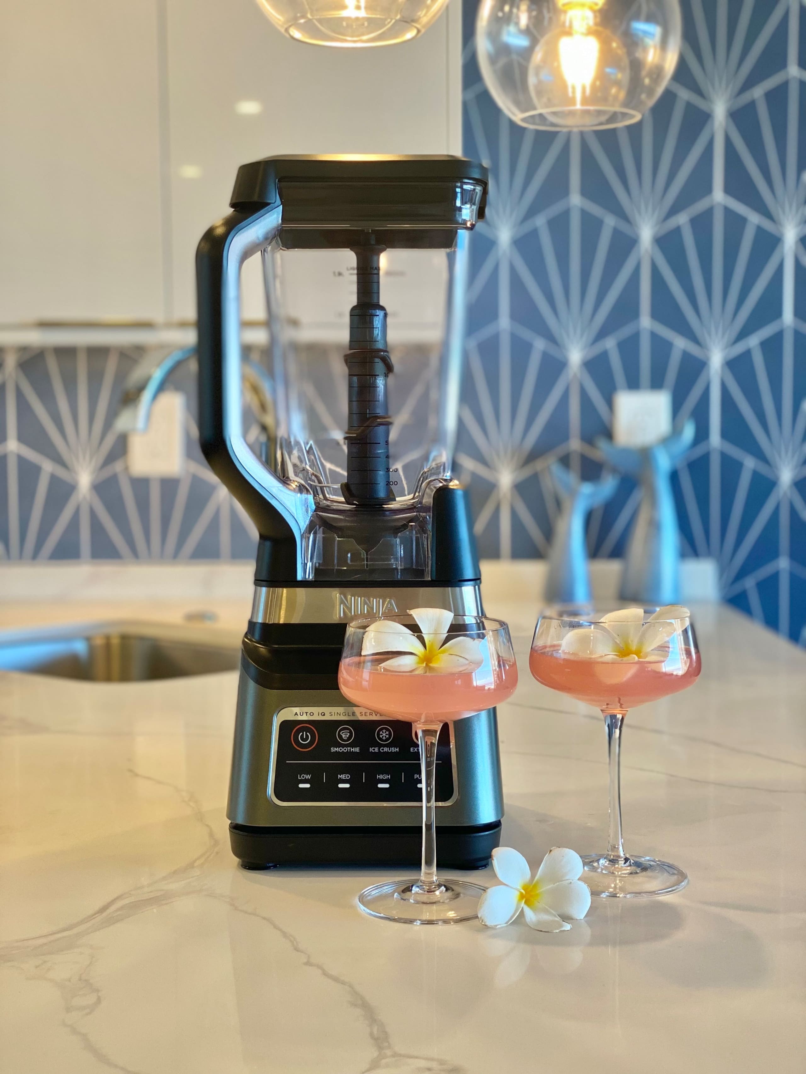 Condo in Honolulu · ★4.97 · 1 bedroom · 2 beds · 1 private bath - Image 32