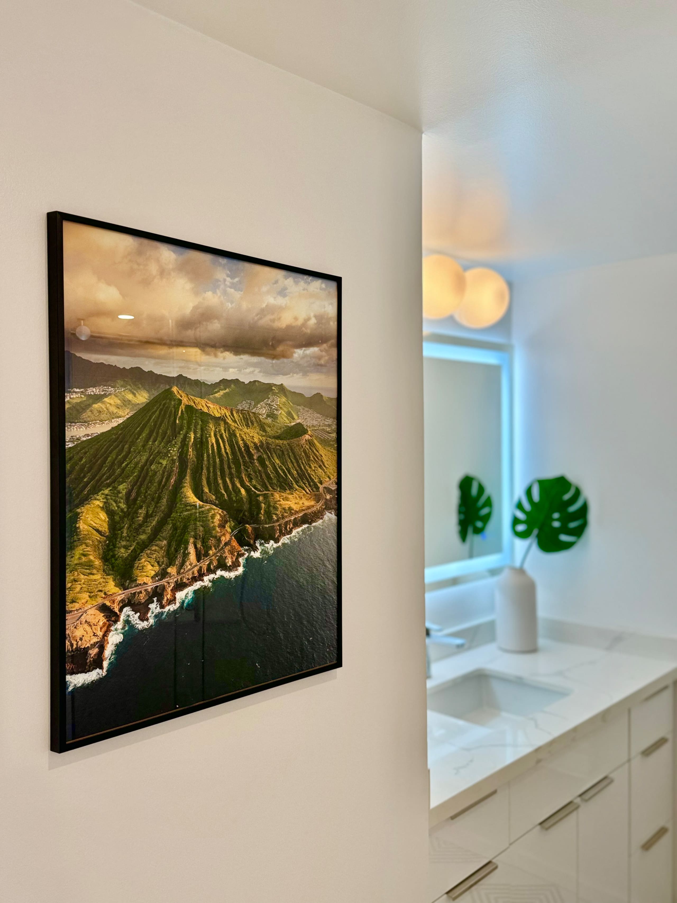 Condo in Honolulu · ★4.97 · 1 bedroom · 2 beds · 1 private bath - Image 22