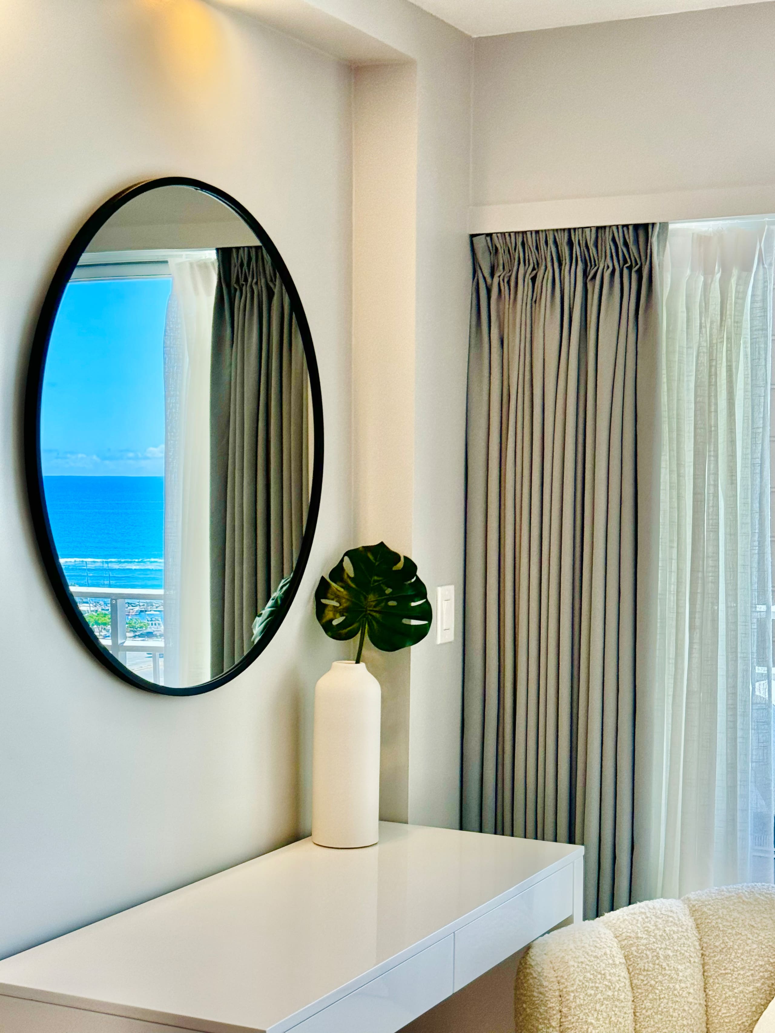 Condo in Honolulu · ★4.97 · 1 bedroom · 2 beds · 1 private bath - Image 13